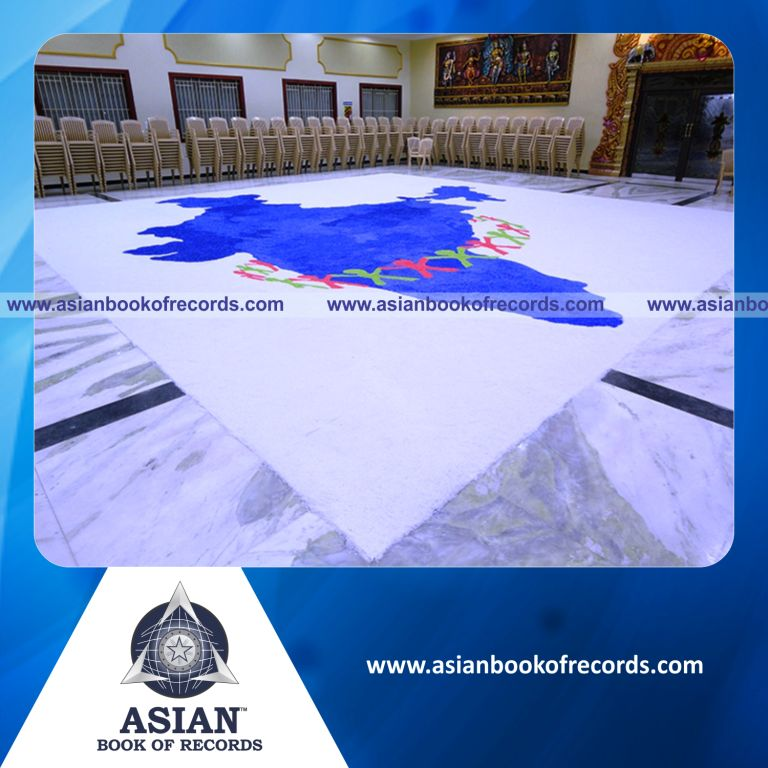 Largest Salt Mosaic by a Team