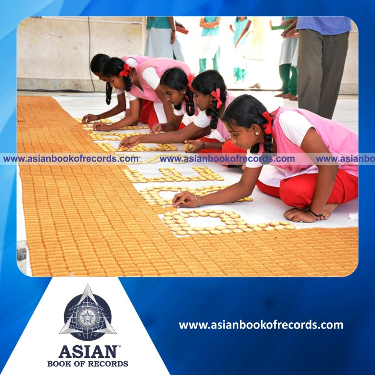 Largest Cookie Mosaic by a Team