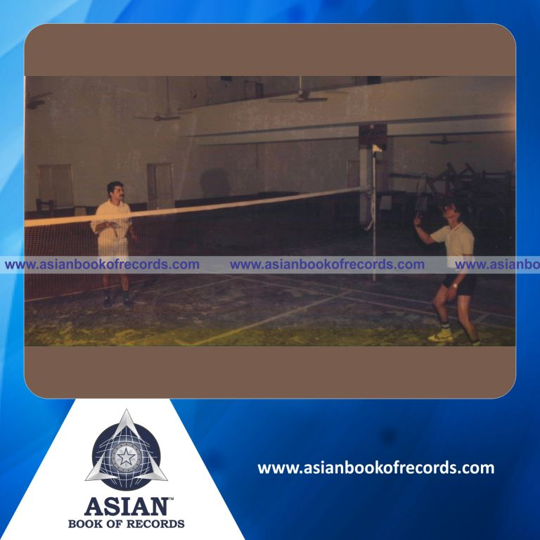 Longest Non-Stop Shuttle Badminton Rally by a Team