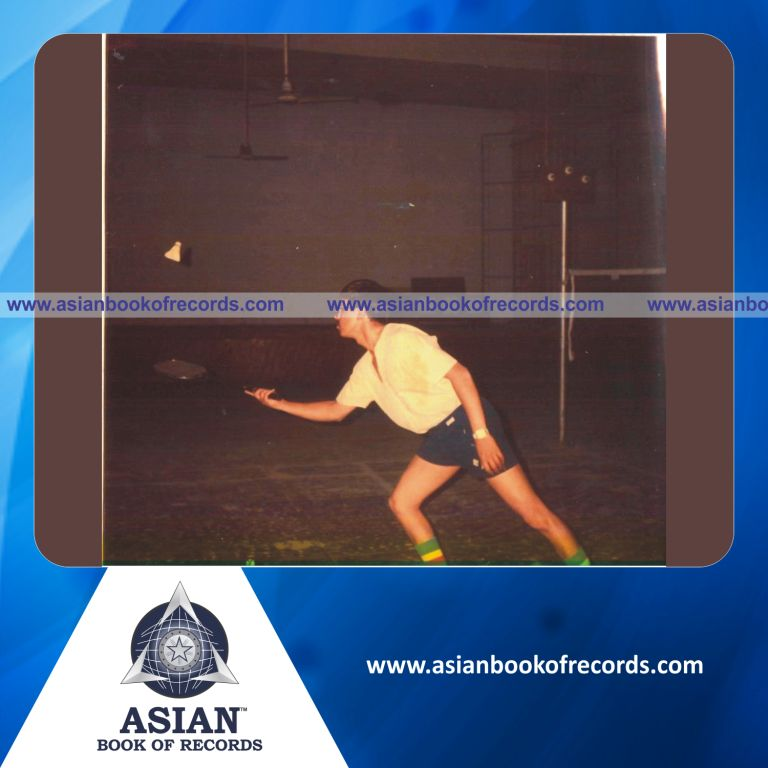 Longest Non-Stop Shuttle Tossing by an Individual (Male)
