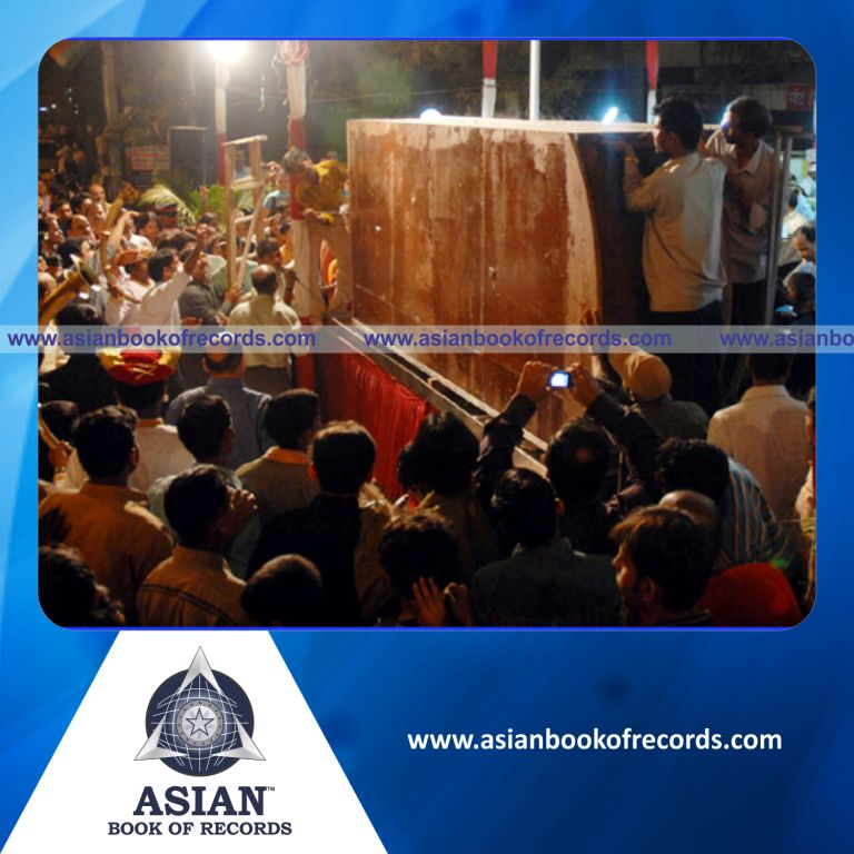 Largest Natural Ice Cream made by an Individual (Male)