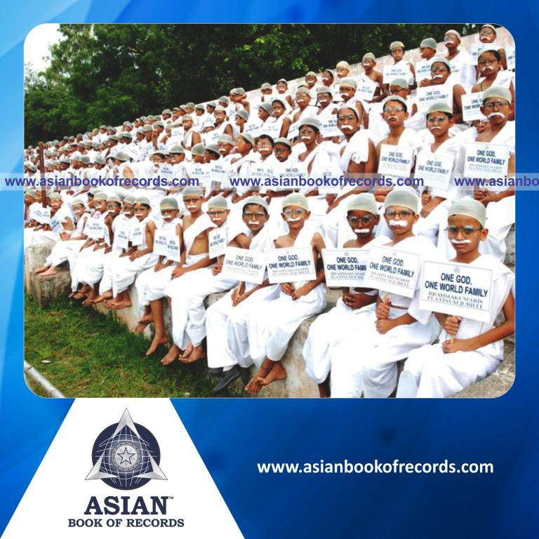 Highest Number of People Dressed as Mohandas Karamchand Gandhi Simultaneously (Single Venue)