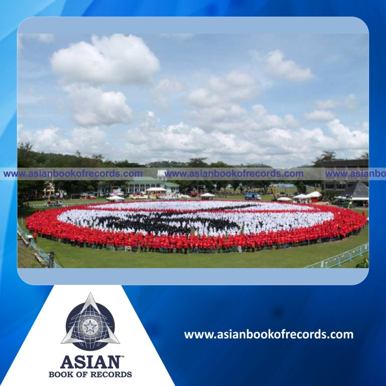 Highest Number of People Formed as No Smoking Sign