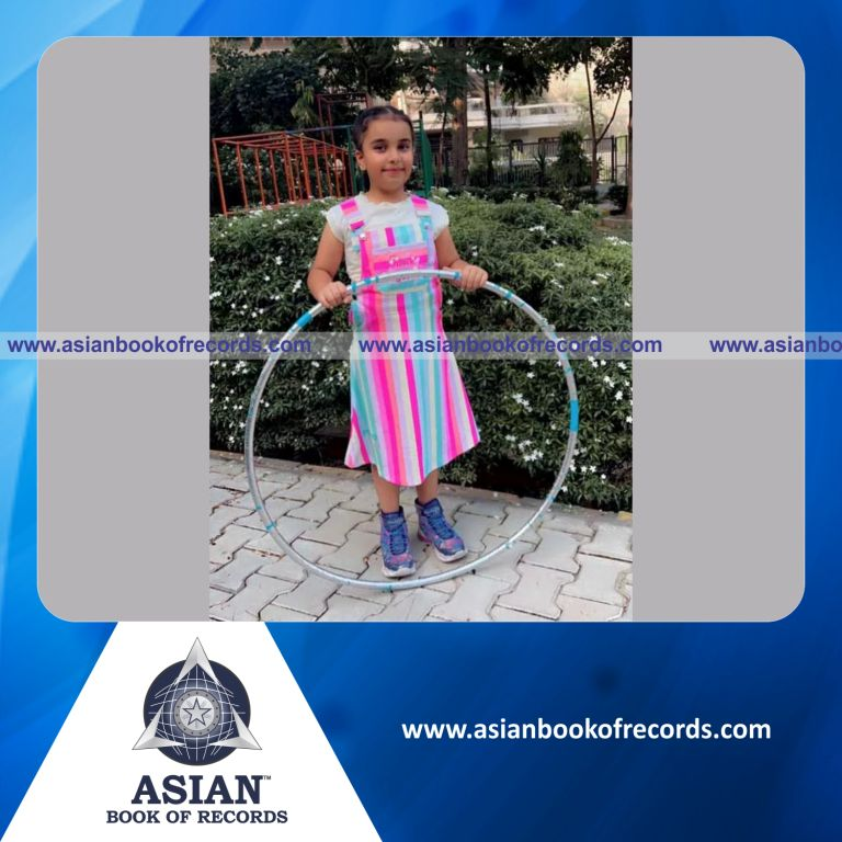 Longest Time to Spin 90 centimeter Hula Hoop around Waist by an Individual (Minor-Female)