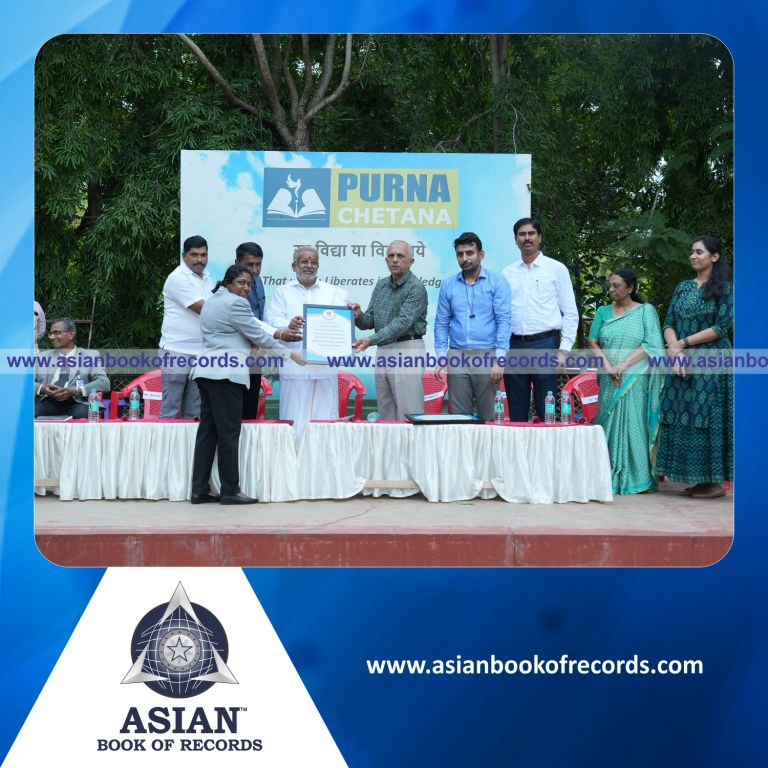 Highest Number of Participants Solving Math Puzzles Simultaneously (Single Venue)