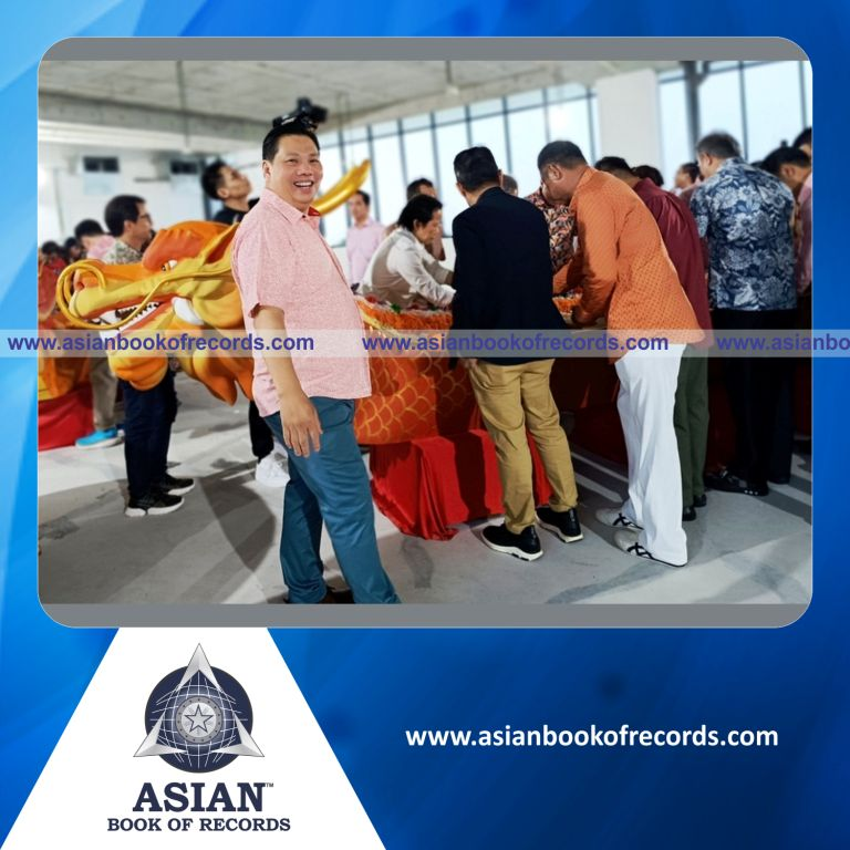Longest Dragonboat Lohei Yusheng