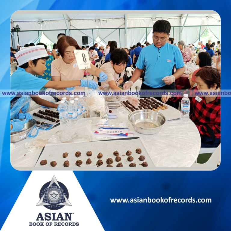 Highest Number of Participants Baking Cookies Simultaneously (Single Venue)